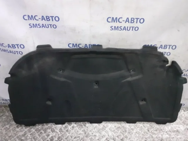 Шумоизоляция капота для Audi A4 B8 2007-2015 на фотографиях