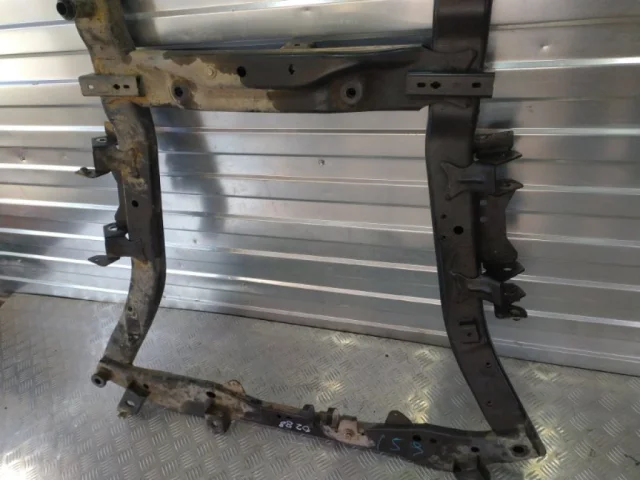 Подрамник двигателя для Renault Duster HM 2020+ на фотографиях