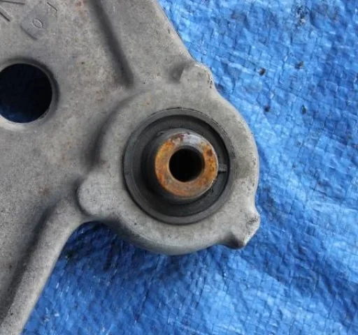 Рычаг передний левый нижний для Nissan Teana J32 2008-2013 на фотографиях