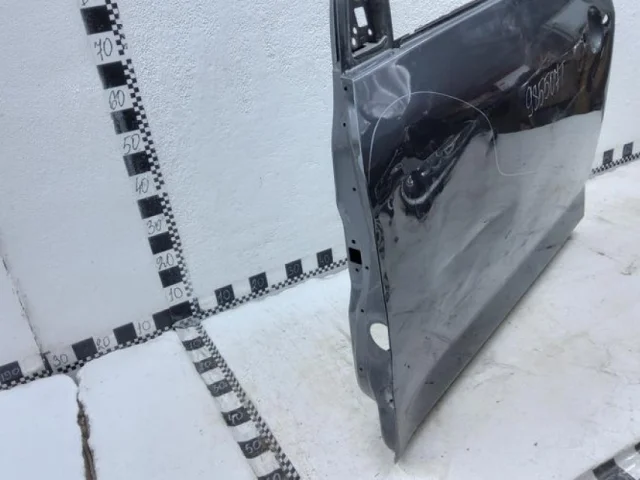 Накладка на дверь передняя левая для Toyota RAV4 XA30 2005-2012 на фотографиях