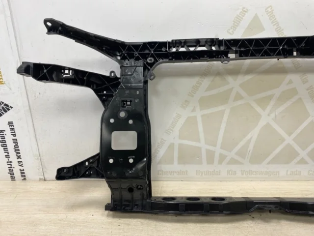 Панель радиатора (телевизор) для Hyundai Tucson NX4 2020+ на фотографиях