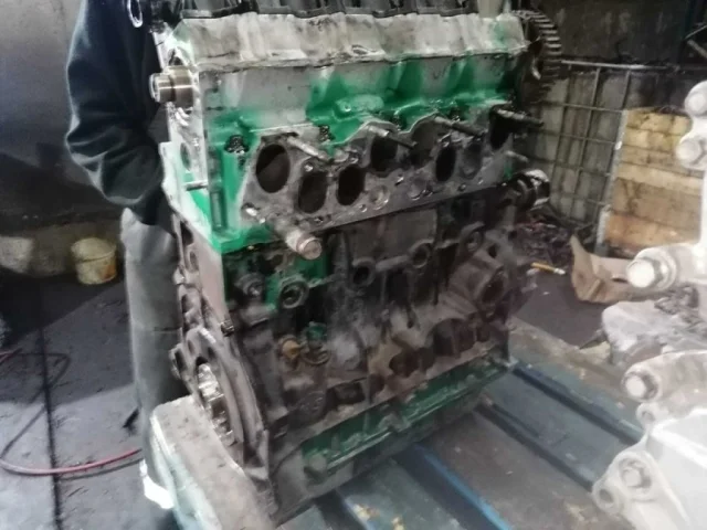 Двигатель без навесного для Citroen Berlingo 1 M49 Минивэн 1996-2002 на фотографиях