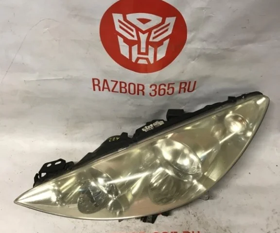 Фара левая для Peugeot 308 SW T7 2007-2014 на фотографиях
