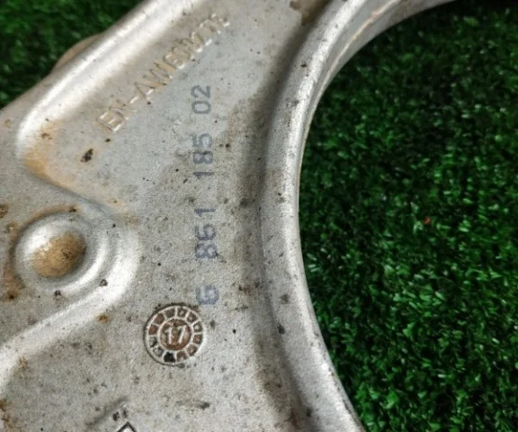 Рычаг передний правый верхний для BMW 5er G30 2016-2023 на фотографиях