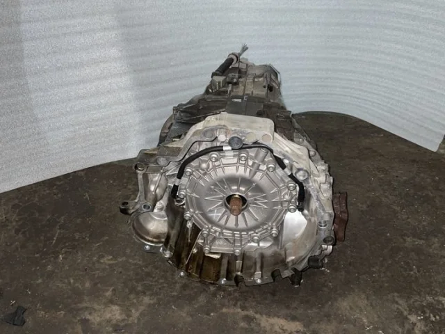 Мотор стеклоочистителя для Audi A4 B6 Кабриолет 2000-2004 на фотографиях