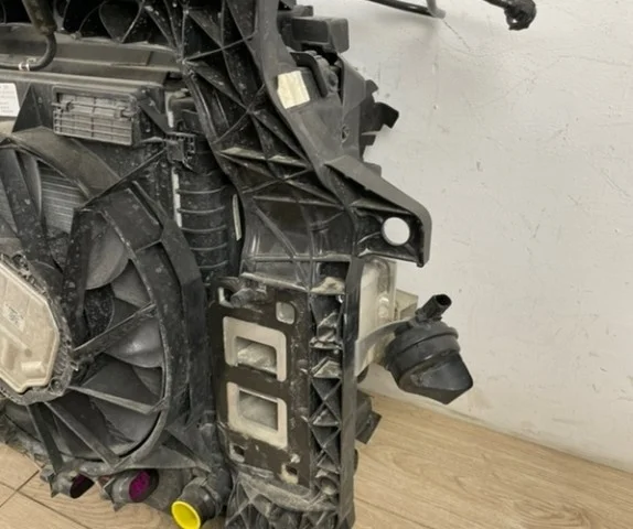 Кассета радиаторов для Volkswagen Touareg III (CR) 2018+ на фотографиях