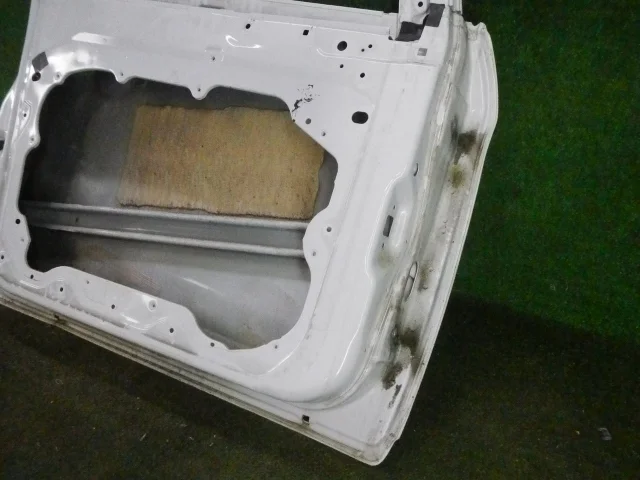 Двери для Ford Kuga CBV 2008-2013 на фотографиях