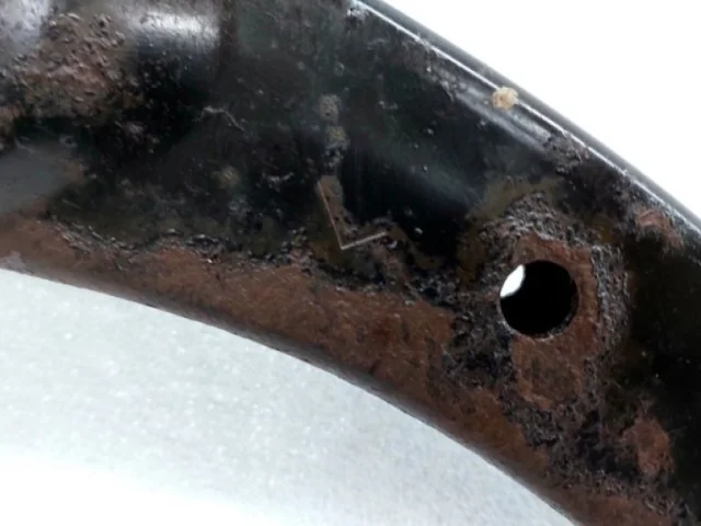 Рычаг передний левый нижний для Toyota Avensis Седан T250 2003-2008 на фотографиях