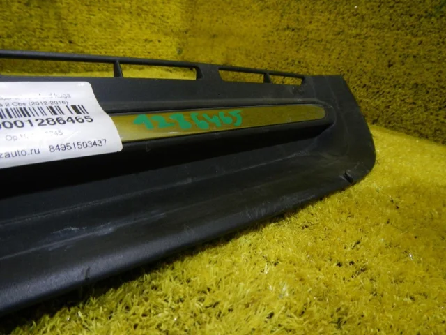 Решетка радиатора для Ford Kuga CBV 2008-2013 на фотографиях