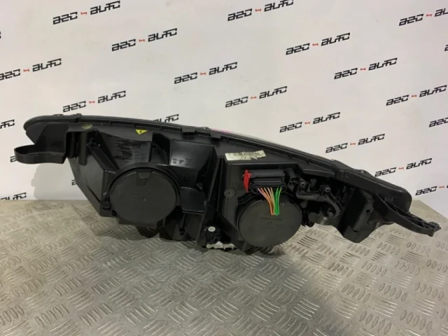 Фары для Citroen DS4 2011-2016 на фотографиях