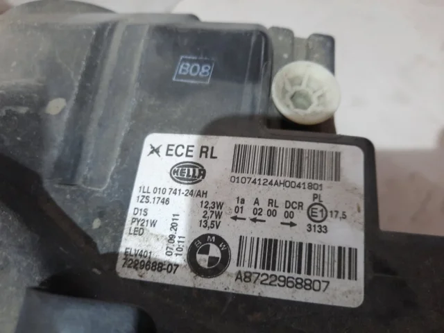 Фара правая для BMW 1er Ф20 2011-2015 на фотографиях