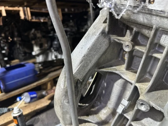 Двигатель для Mercedes-Benz C class C204 2008-2015 на фотографиях