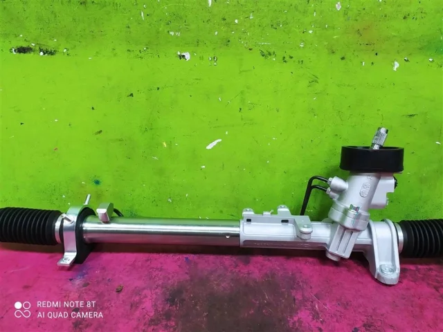 Рулевая рейка в сборе для Skoda Octavia A4 на фотографиях