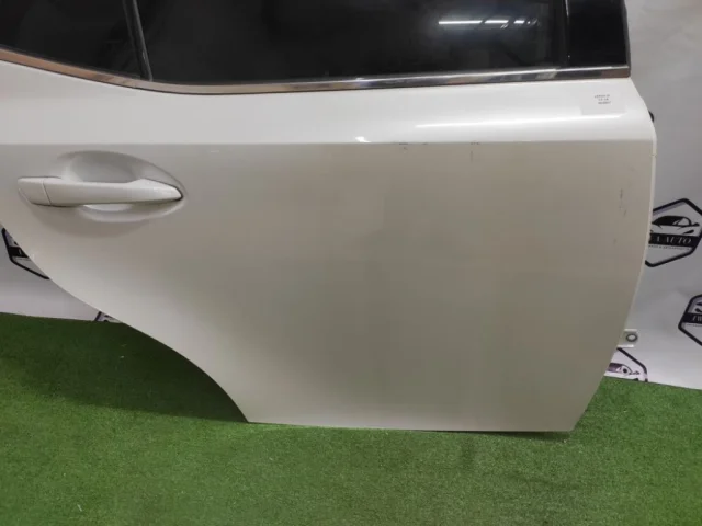 Двери для Lexus IS Седан 300 rest XE30 2017-2019 на фотографиях