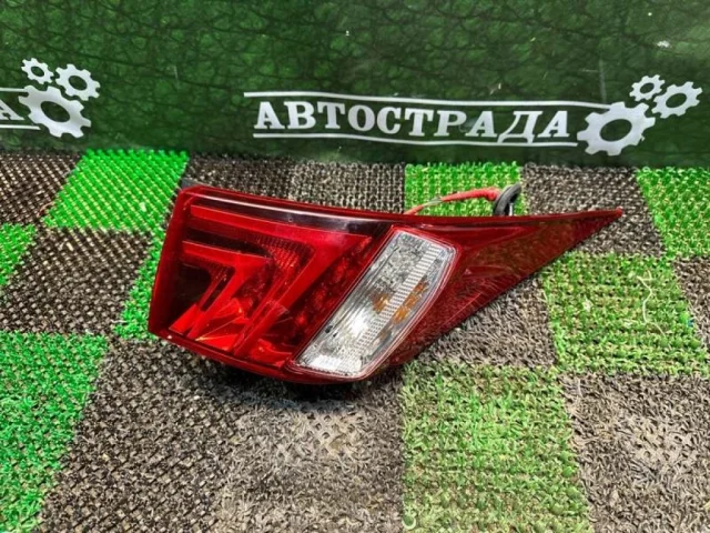 Фонарь левый для Lexus IS Седан AVE30-AEXLH 2013-2015 на фотографиях