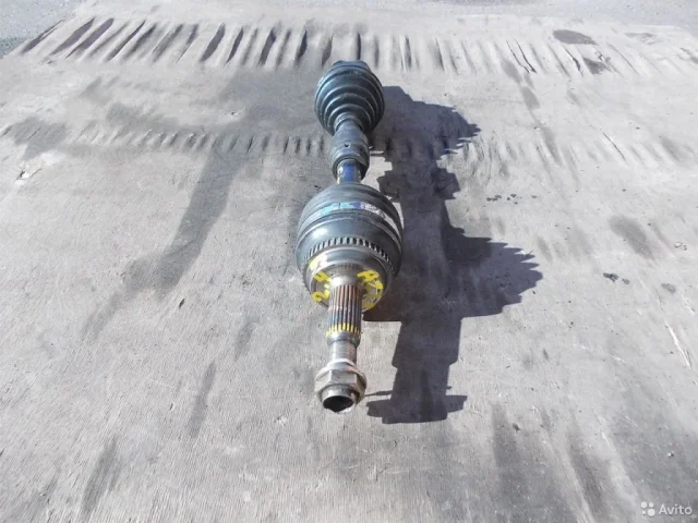 ШРУС наружный задний левый для Toyota Avensis Седан T250 2003-2008 на фотографиях