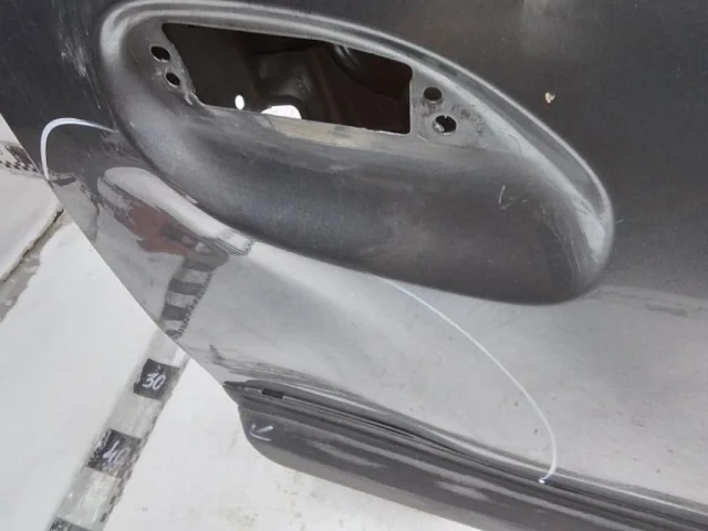 Дверь передняя правая для Renault Duster HM 2020+ на фотографиях