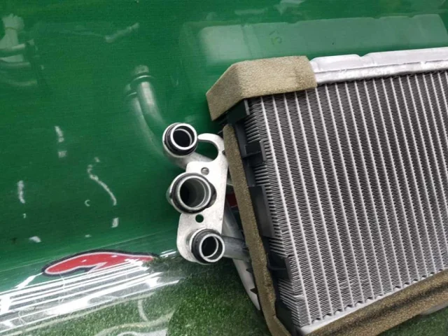 Радиатор печки для BMW 7er Е38 1994-2001 на фотографиях