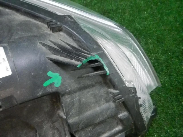 Фара левая для Ford Kuga CBV 2008-2013 на фотографиях