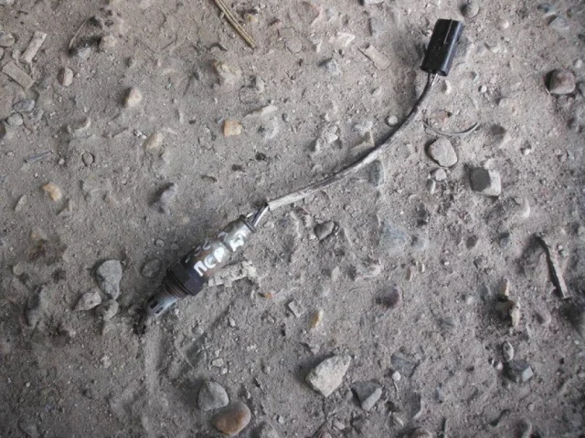 Лямбда-зонд (второй) для Nissan X-Trail T31 RU 2007-2014 на фотографиях