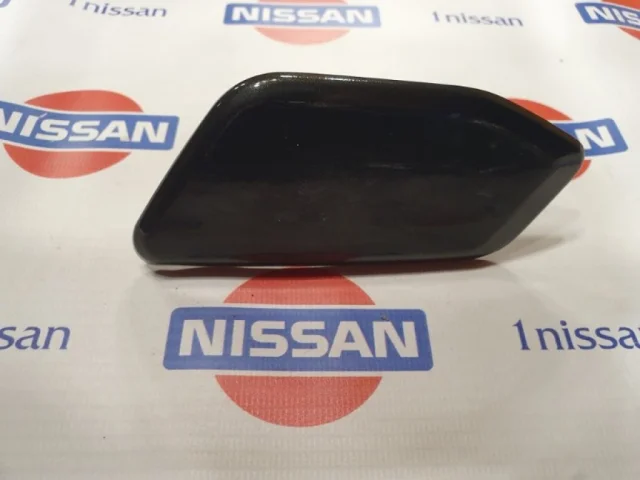 Крышка форсунки фароомывателя левая для Nissan X-Trail T32 RU 2015-2022 на фотографиях