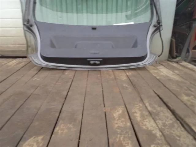 Крышка багажника для Volkswagen Polo V (6R) 2009-2014 на фотографиях