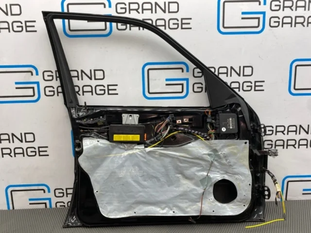 Дверь передняя левая для Mercedes-Benz C class W202 1993-2001 на фотографиях