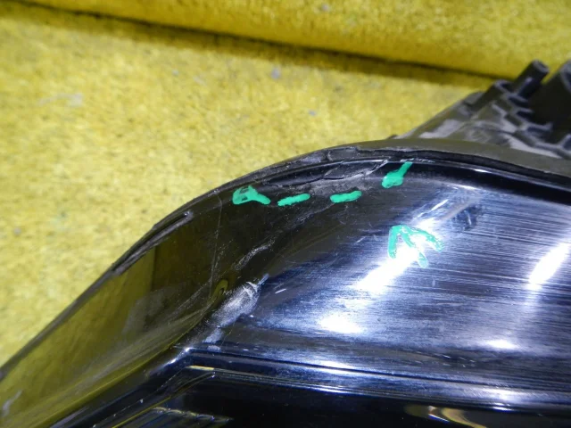 Фара левая для Volkswagen Caddy IV (2K) 2015-2020 на фотографиях