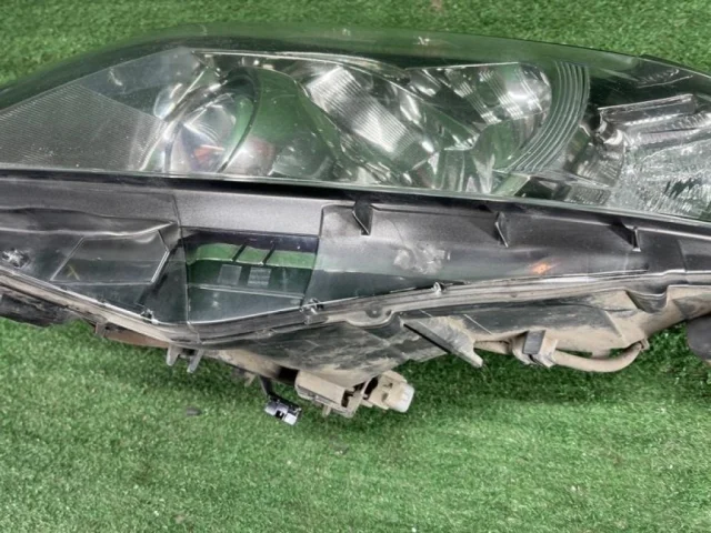 Фара левая для Lexus RX GGL10,15,16W, GYL10,15,16W (JDM) 2009-2014 на фотографиях