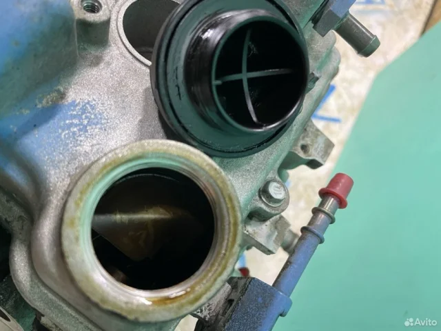 Двигатель для Toyota Avensis Универсал T250 2003-2008 на фотографиях