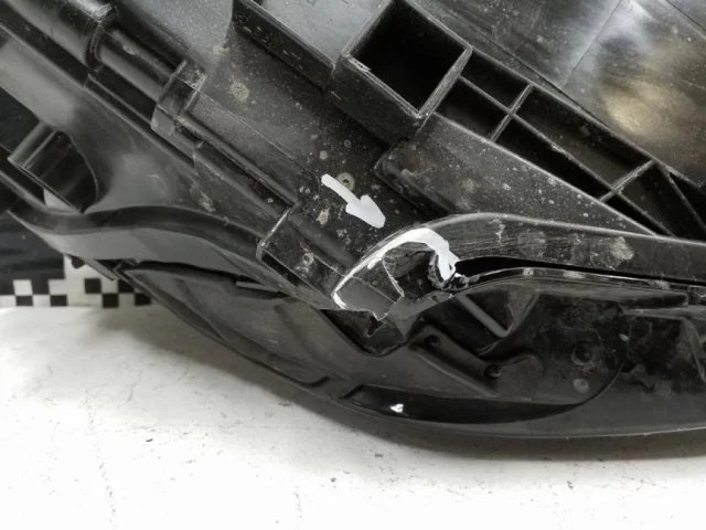 Фара ксенон левая для Audi Q8 4M 2018-2023 на фотографиях