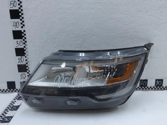 Усилитель переднего бампера для Ford Explorer U502 rest 2014-2019 на фотографиях