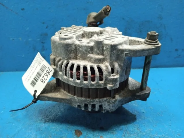 Генератор для Mitsubishi Lancer 9 Универсал CS 2003-2010 на фотографиях