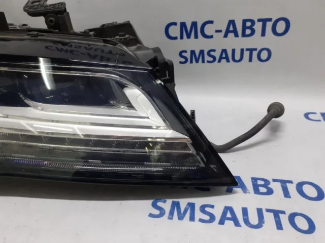 Фара ксенон левая для Audi A7 4G 2010-2014 на фотографиях