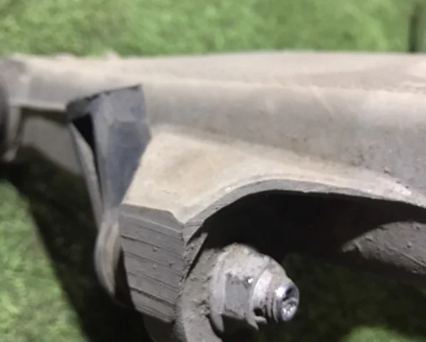 Качающийся рычаг левый для BMW 5er Ф10 2010-2013 на фотографиях