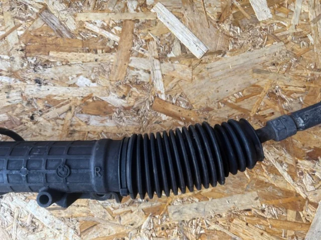 Рулевая рейка для BMW 5er Е39 Touring 1997-2004 на фотографиях