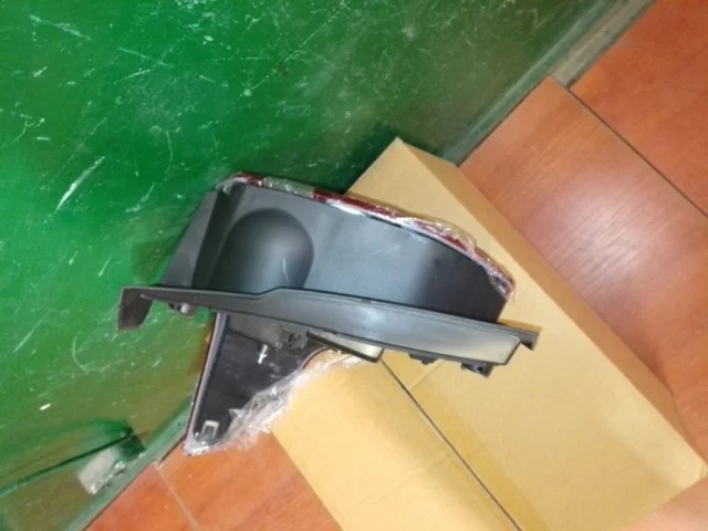 Крыло левое для Ford Explorer U502 rest 2014-2019 на фотографиях