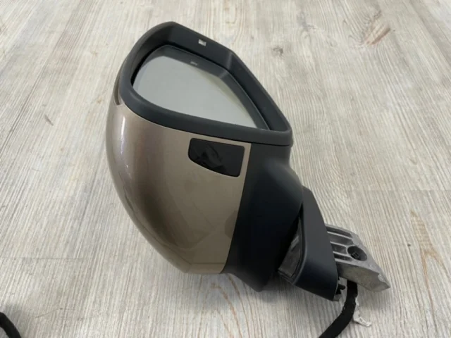 Зеркало боковое правое для Volkswagen Touareg III (CR) 2018+ на фотографиях