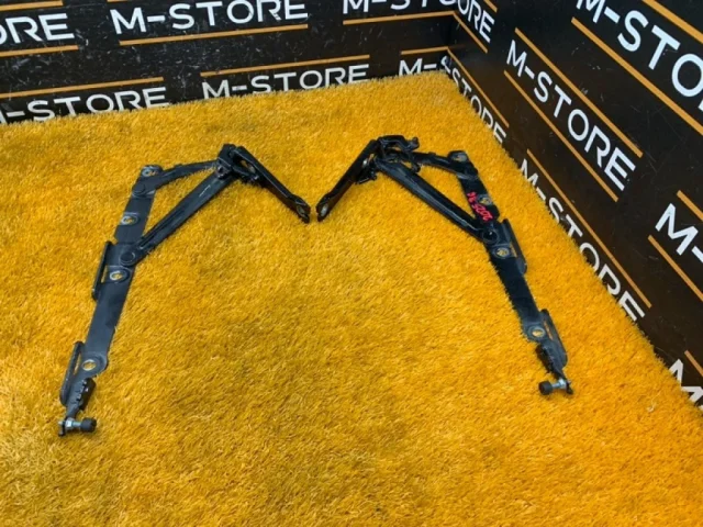 Петля багажника правая для Mercedes-Benz S class W220 1998-2005 на фотографиях