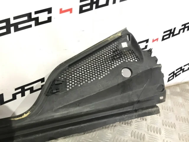 Жабо правое для Citroen DS4 2011-2016 на фотографиях