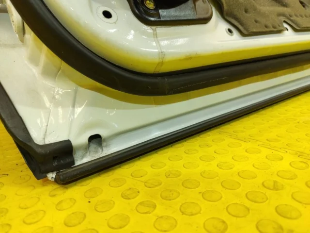 Дверь передняя правая для Mercedes-Benz S class W220 1998-2005 на фотографиях