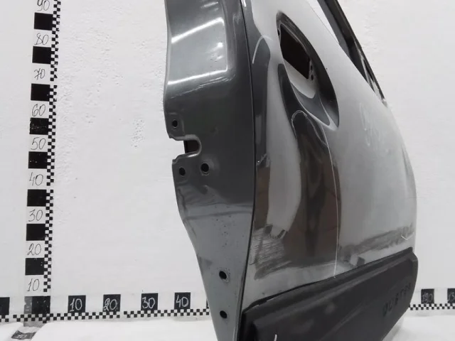 Дверь передняя правая для Renault Duster HM 2020+ на фотографиях