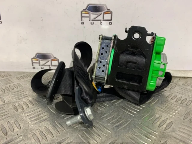 Ремень безопасности передний правый для Citroen C4 Хэтчбек 2010-2016 на фотографиях