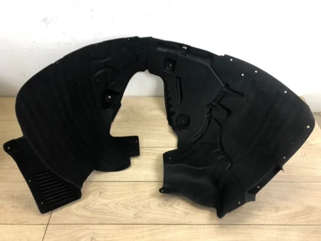 Крылья для Porsche Macan 95B 2014-2023 на фотографиях