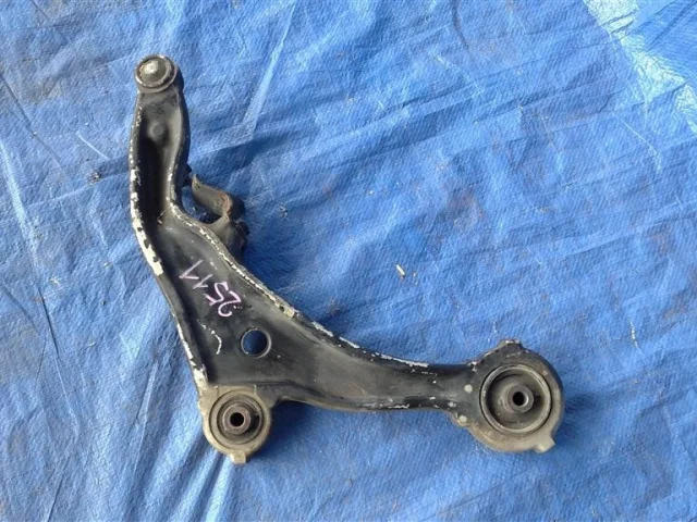 Рычаг передний левый нижний для Nissan Murano Z51 2007-2015 на фотографиях