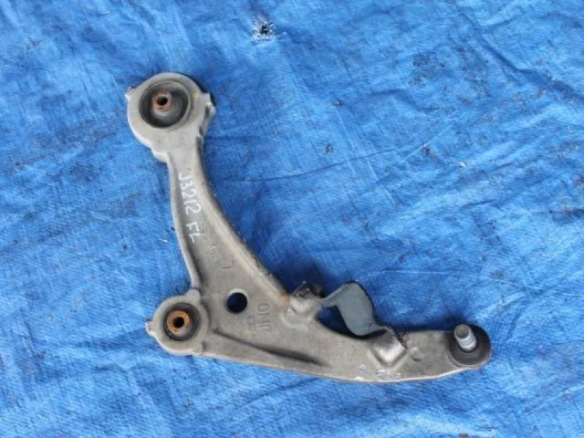 Рычаг передний левый нижний для Nissan Teana J32 2008-2013 на фотографиях