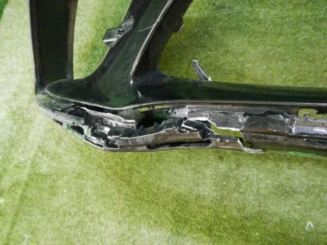 Бампер передний для Mercedes-Benz S class W223 2021+ на фотографиях