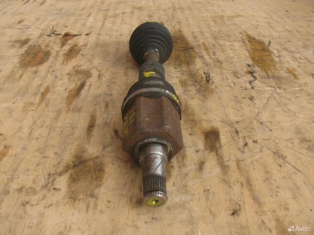 Привод передний левый для Nissan Teana J31 2003-2007 на фотографиях