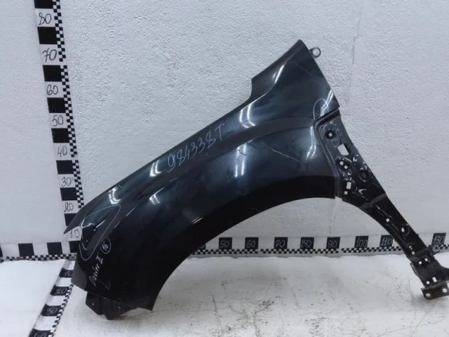 Крыло левое для Renault Duster HM 2020+ на фотографиях