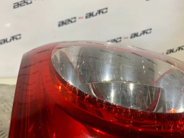 Фары для Volkswagen Passat Variant (B6, Typ 3C) 2004-2010 на фотографиях